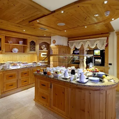 Hotel Boutique Diana 4*