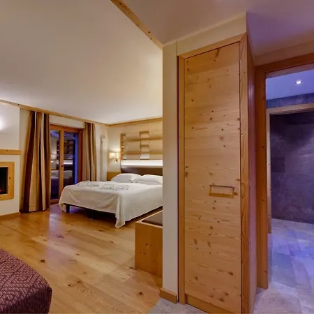 Hotel Boutique Diana 4*