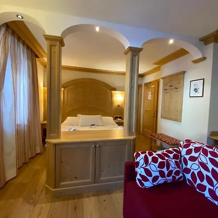 Hotel Boutique Diana 4*